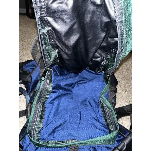 Jansport Rare NWOT Vintage Hiking Backpack USA 26 X 16.5 Padded Back Frameless - Picture 4 of 12